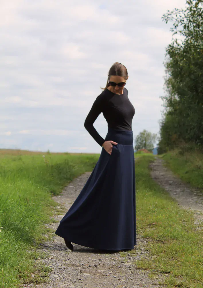 Úpletová sukňa tmavomodrá