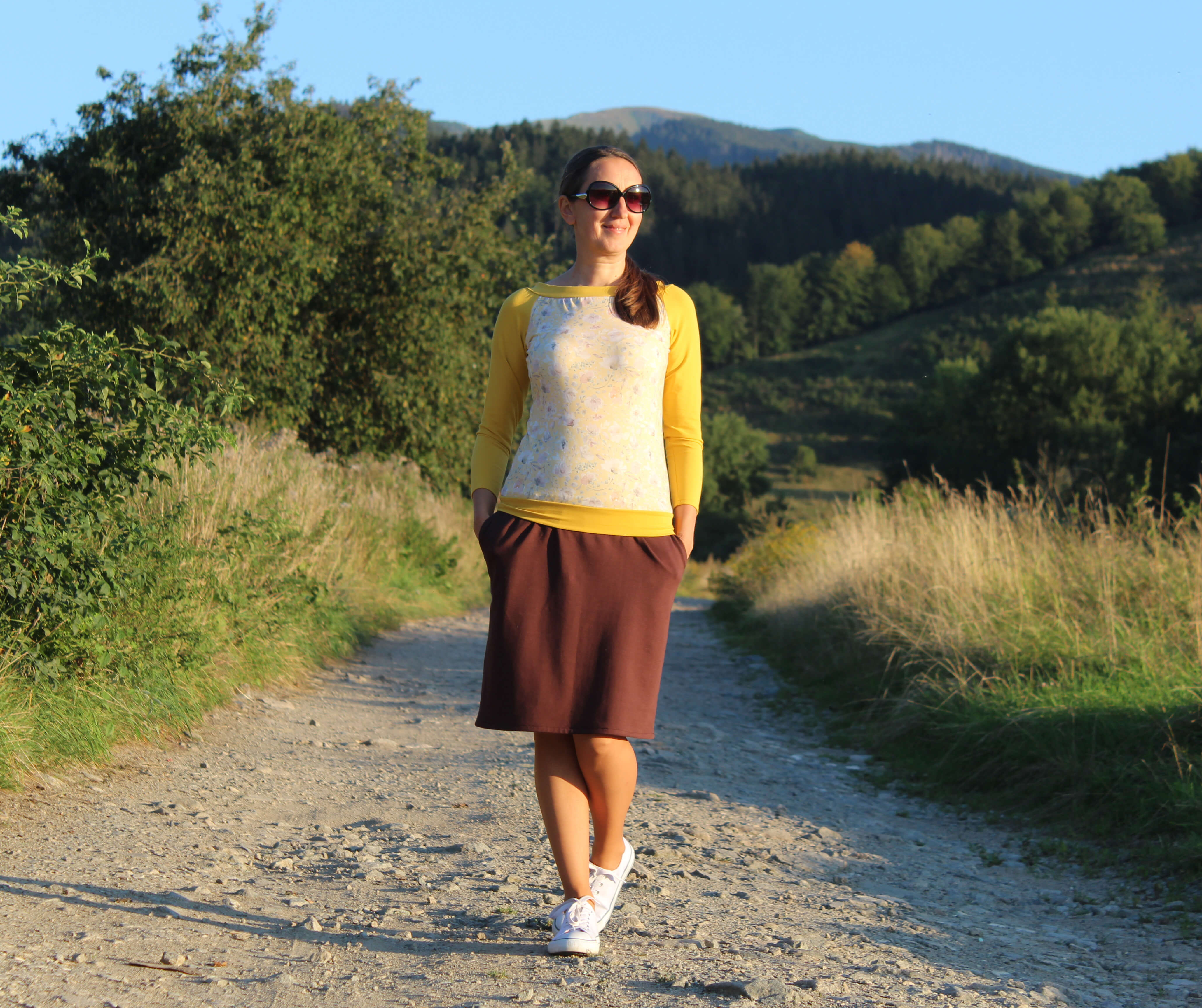 Tričko žlté s kvetinami