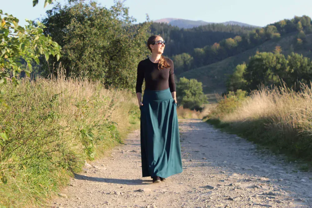 Úpletová sukňa smaragdová