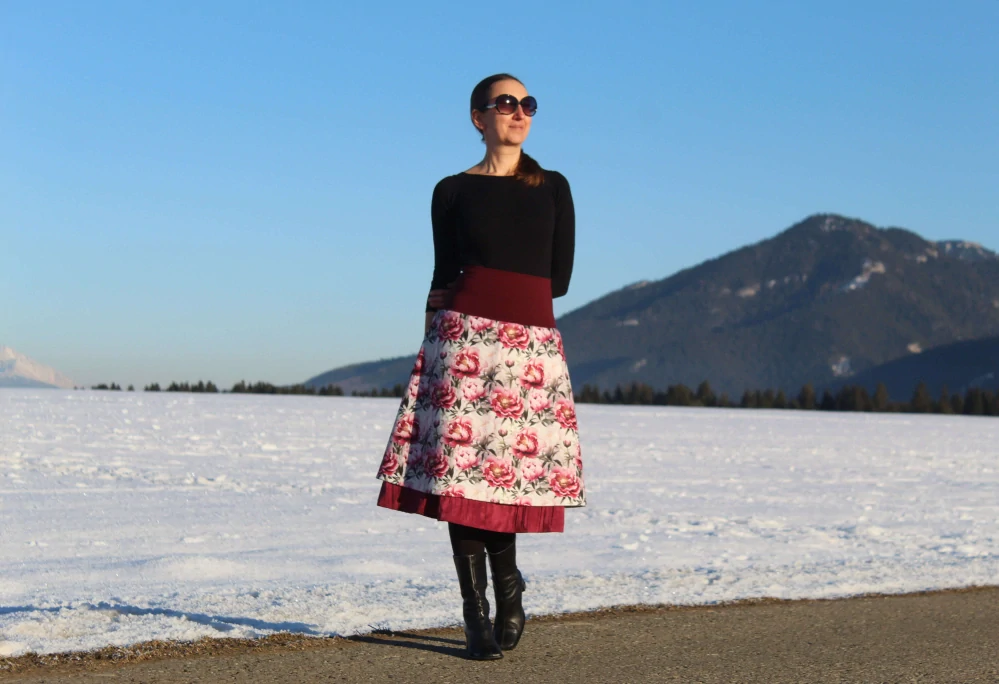 Midi áčková sukňa z flaušu s kvetinovým vzorom – dvojvrstvová