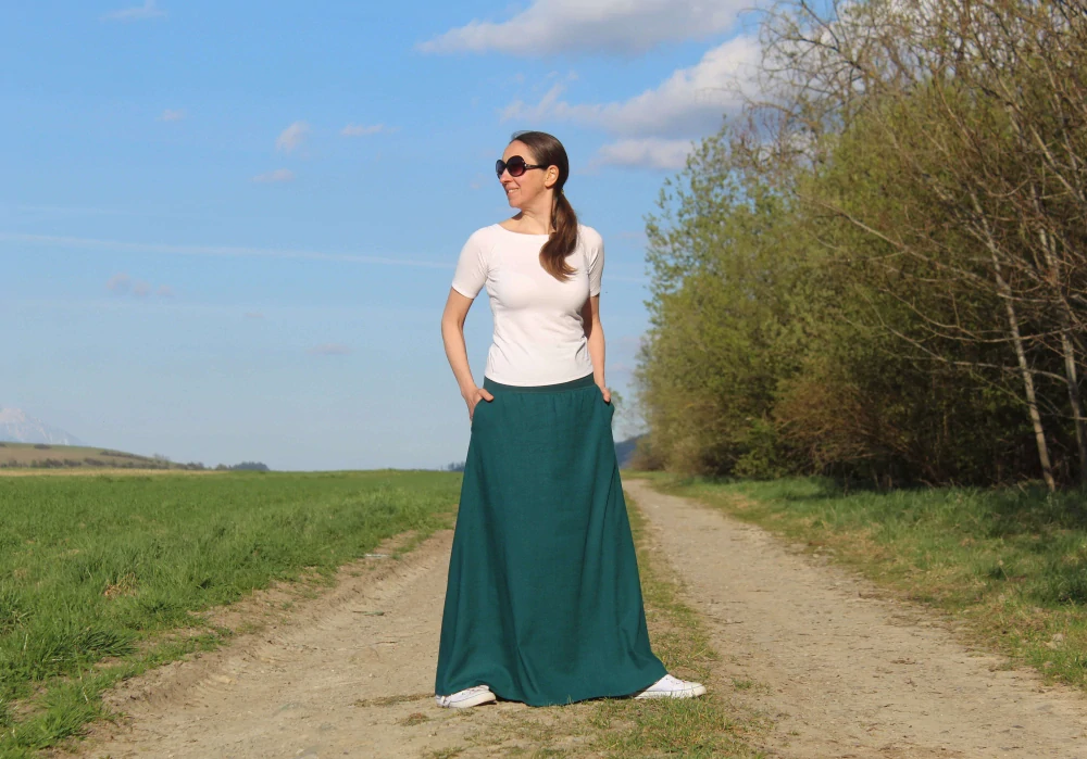 Dlhá áčková ľanová sukňa petrolejovozelená