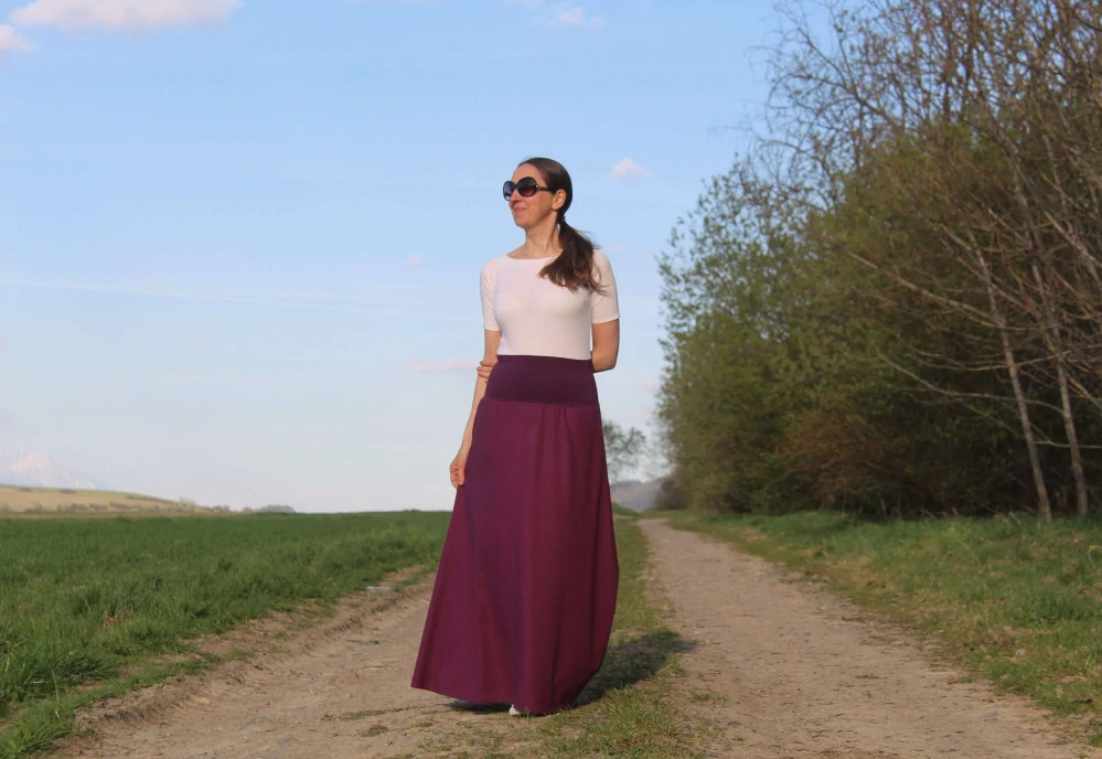 Dlhá ľanová áčková sukňa – slivkovo-fialová