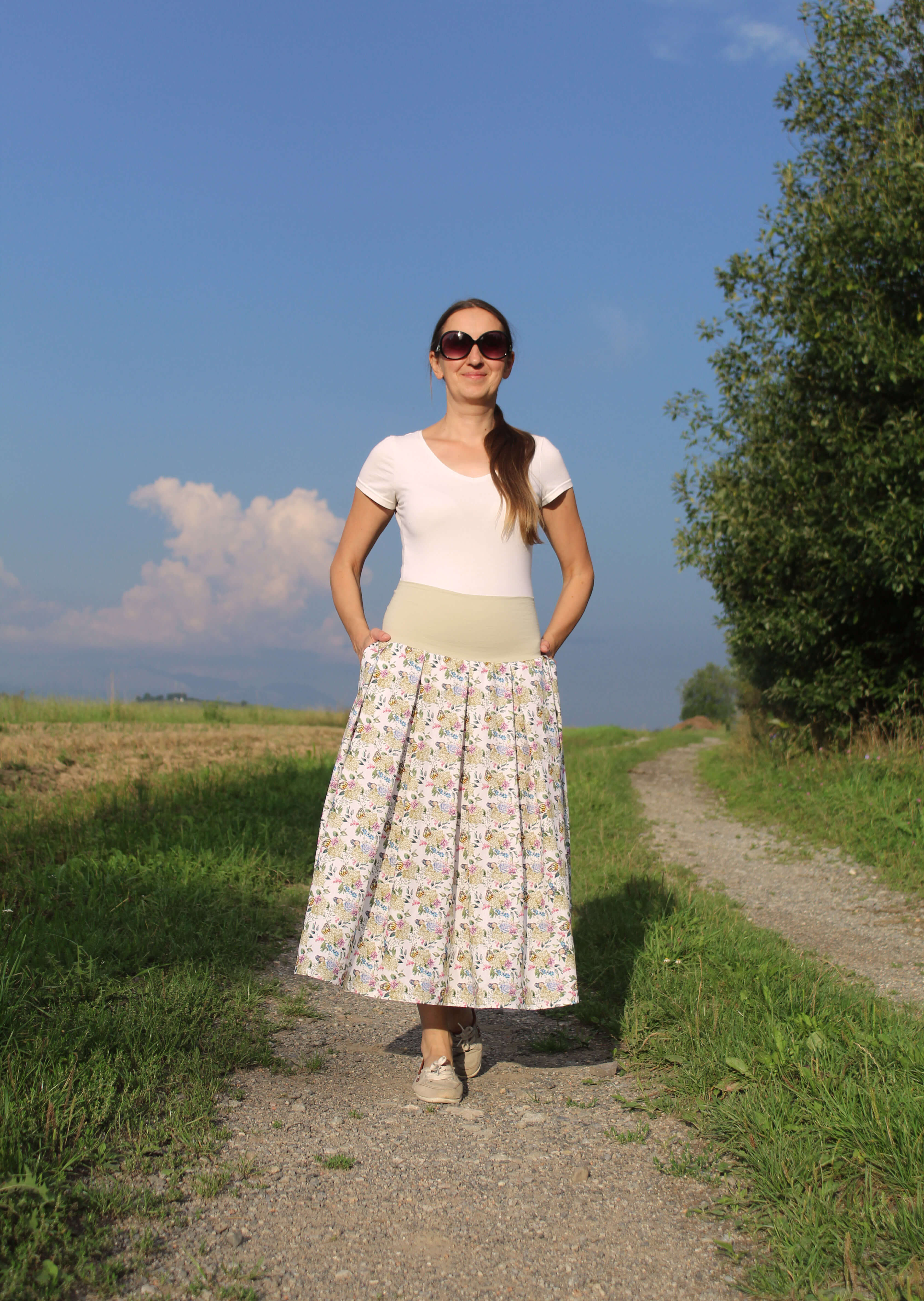 Bavlnená skladaná sukňa hortenzie a motýle