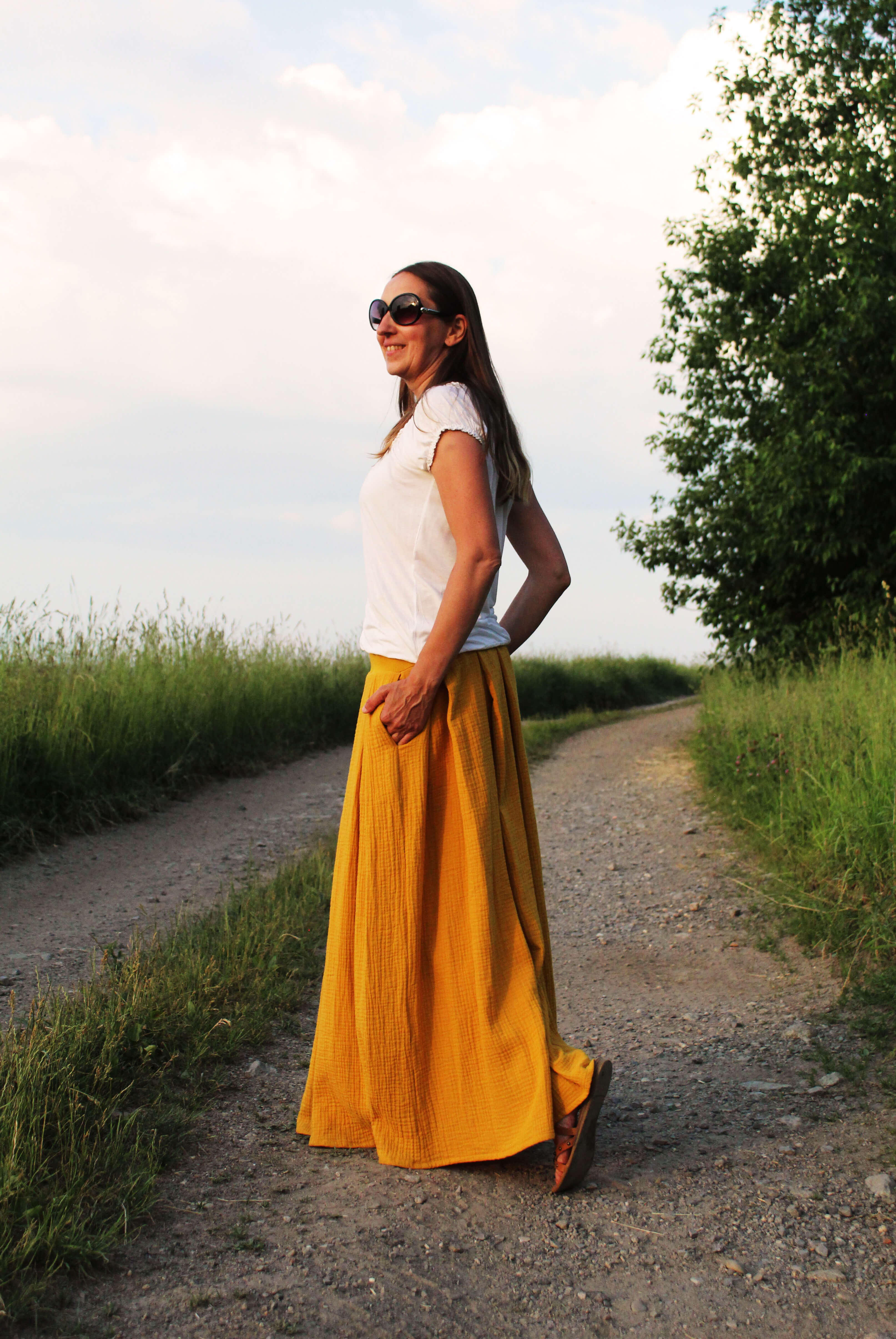 Mušelínová horčicová skladaná sukňa