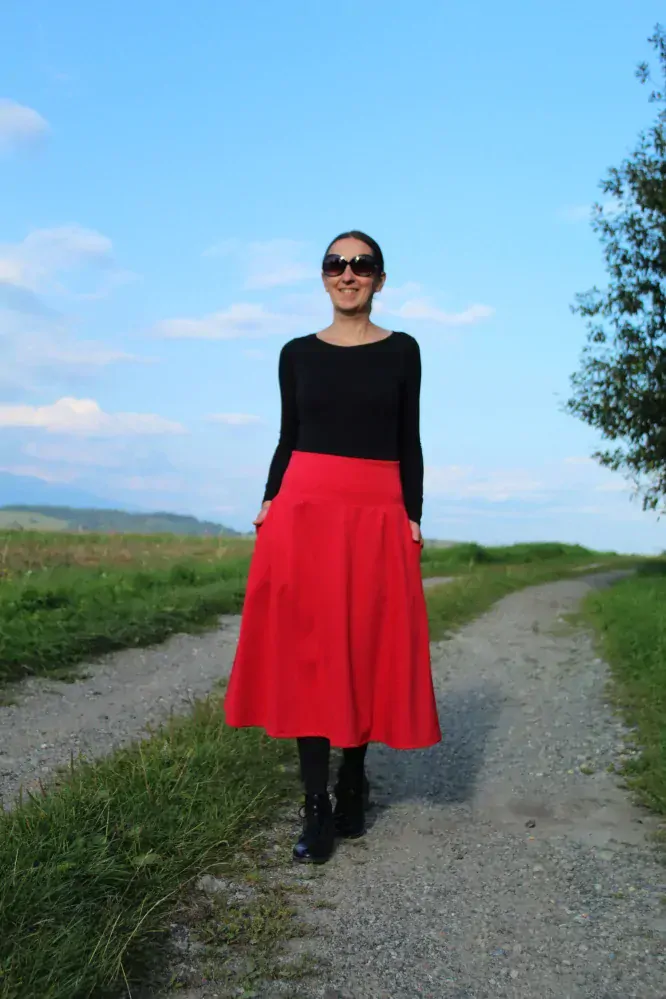 Midi úpletová sukňa červená