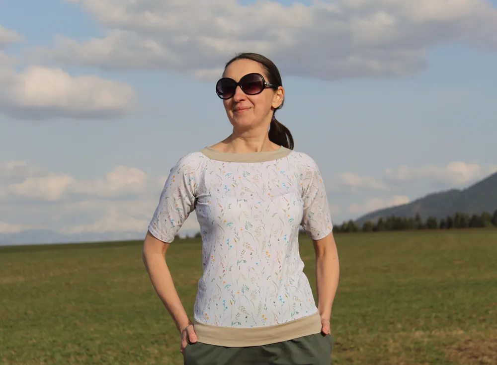 Tričko béžové s rastlinkami