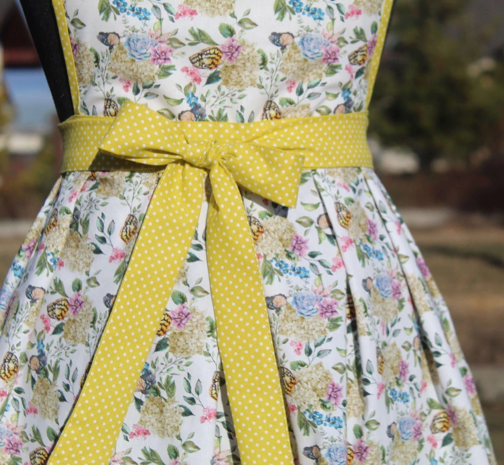 Dámska zásterka s hortenziami