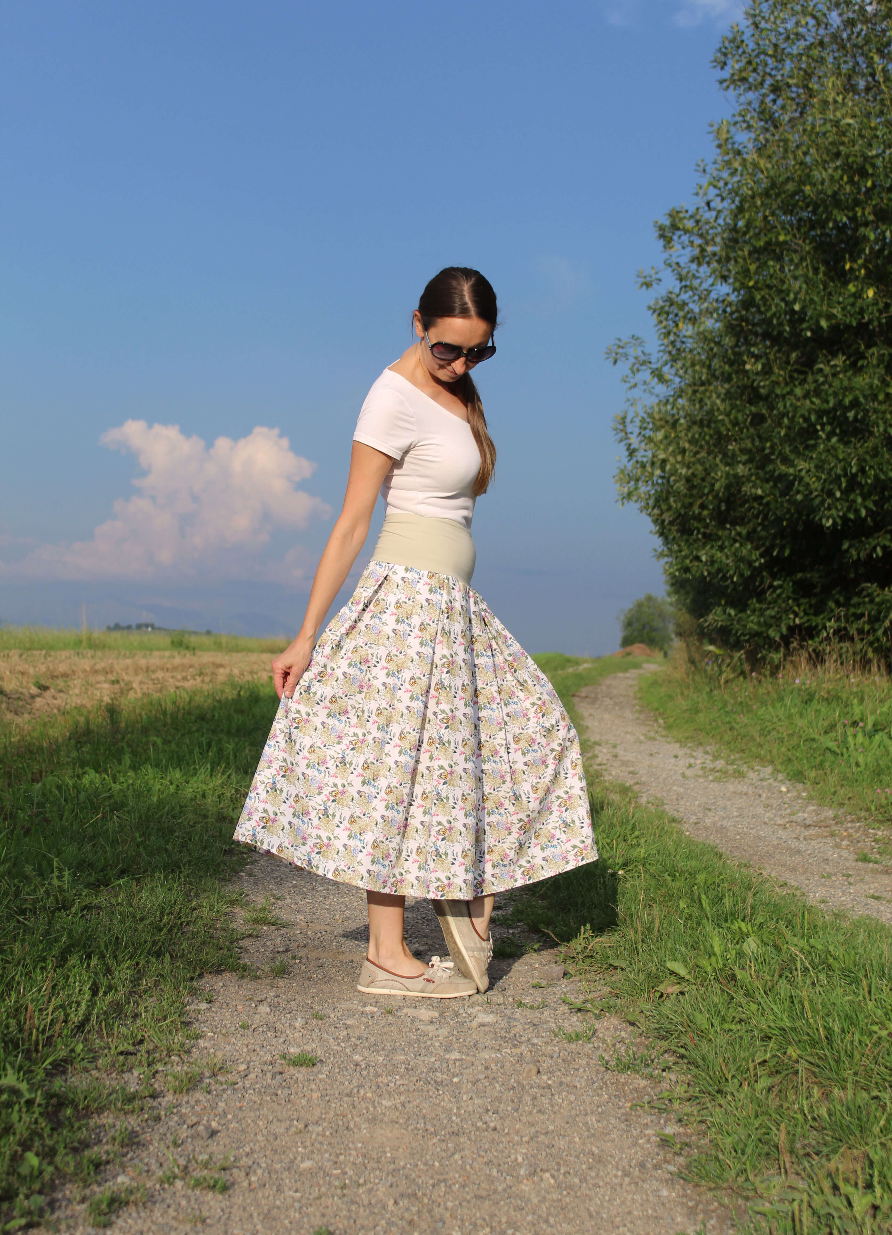 Bavlnená skladaná sukňa hortenzie a motýle