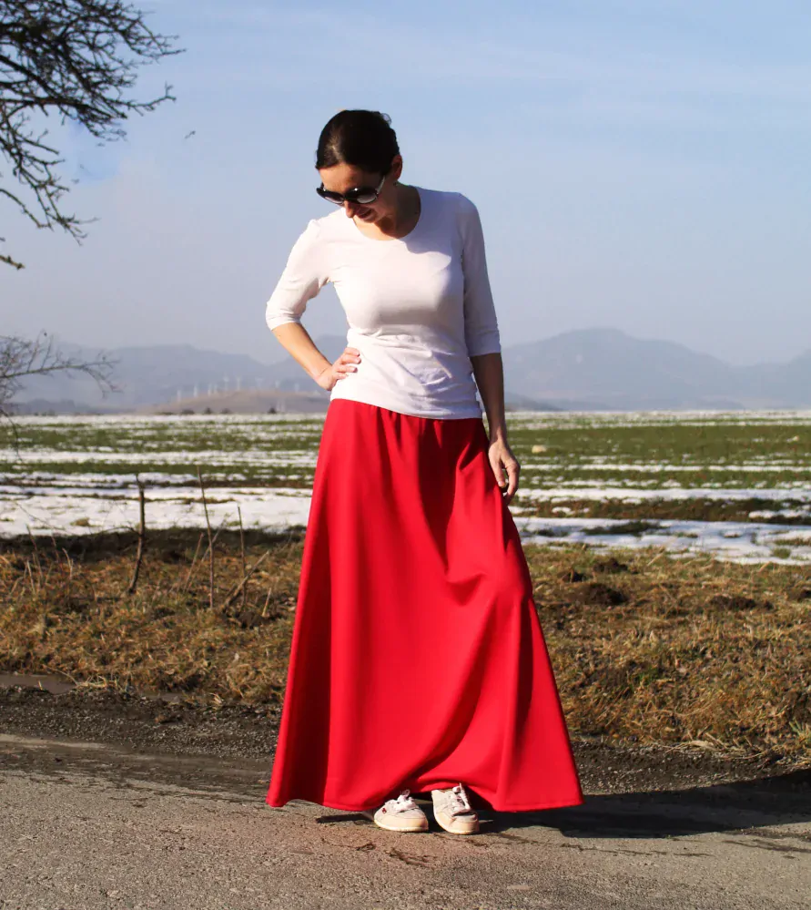 Úpletová sukňa červená