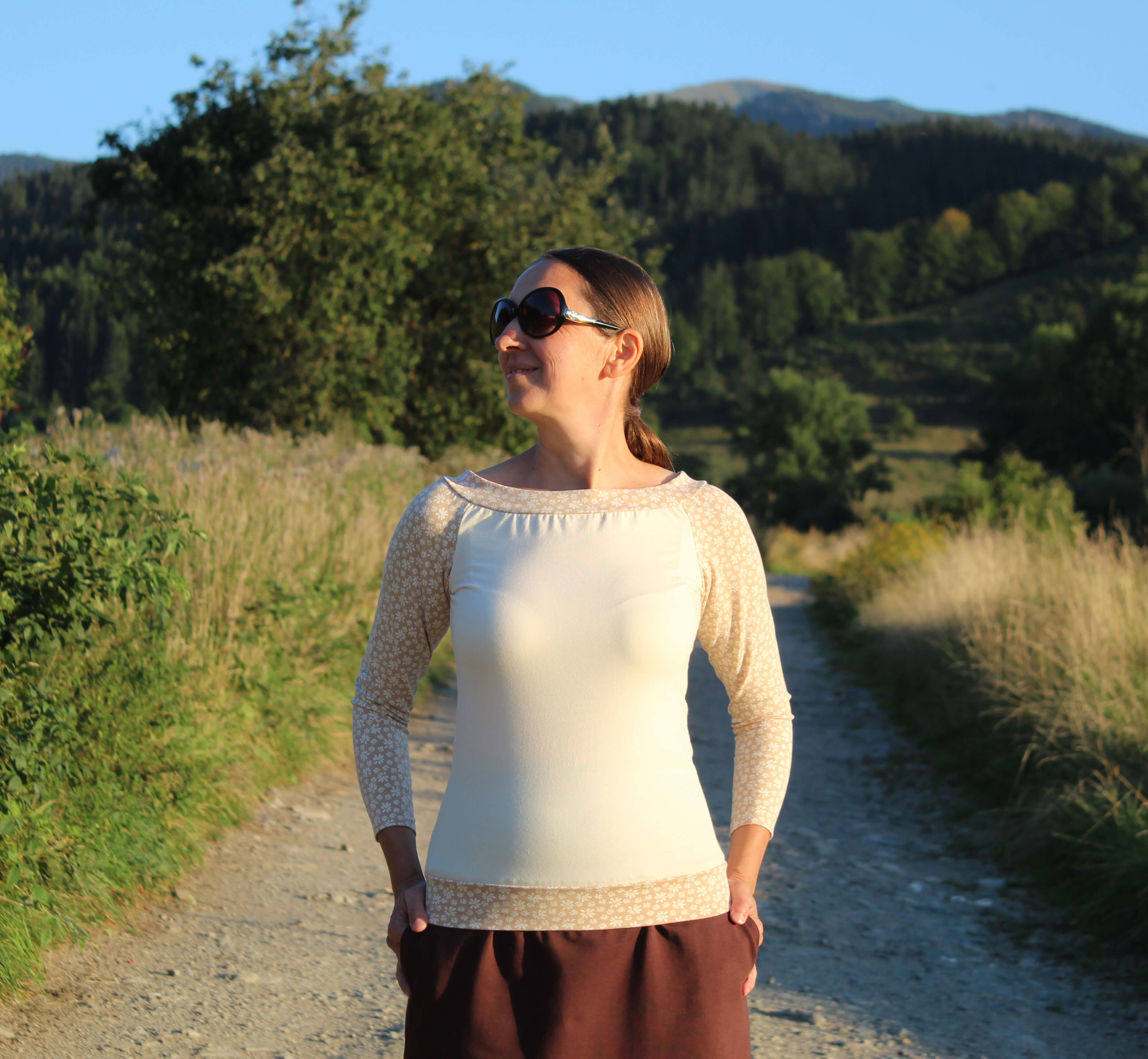 Tričko béžovo-smotanové