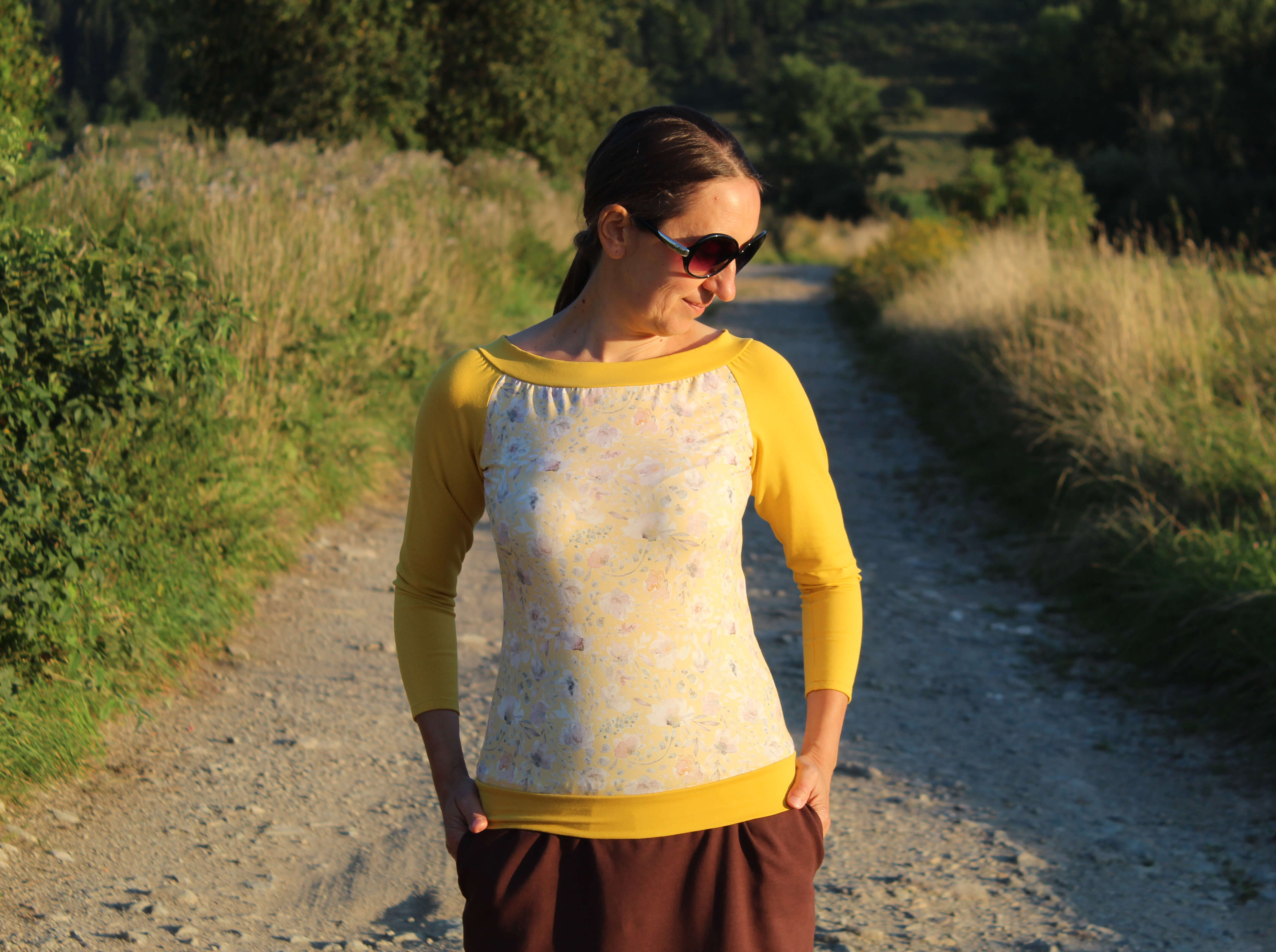 Tričko žlté s kvetinami