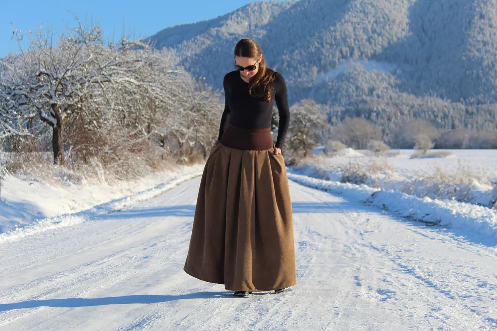 Dlhá svetlohnedá sukňa