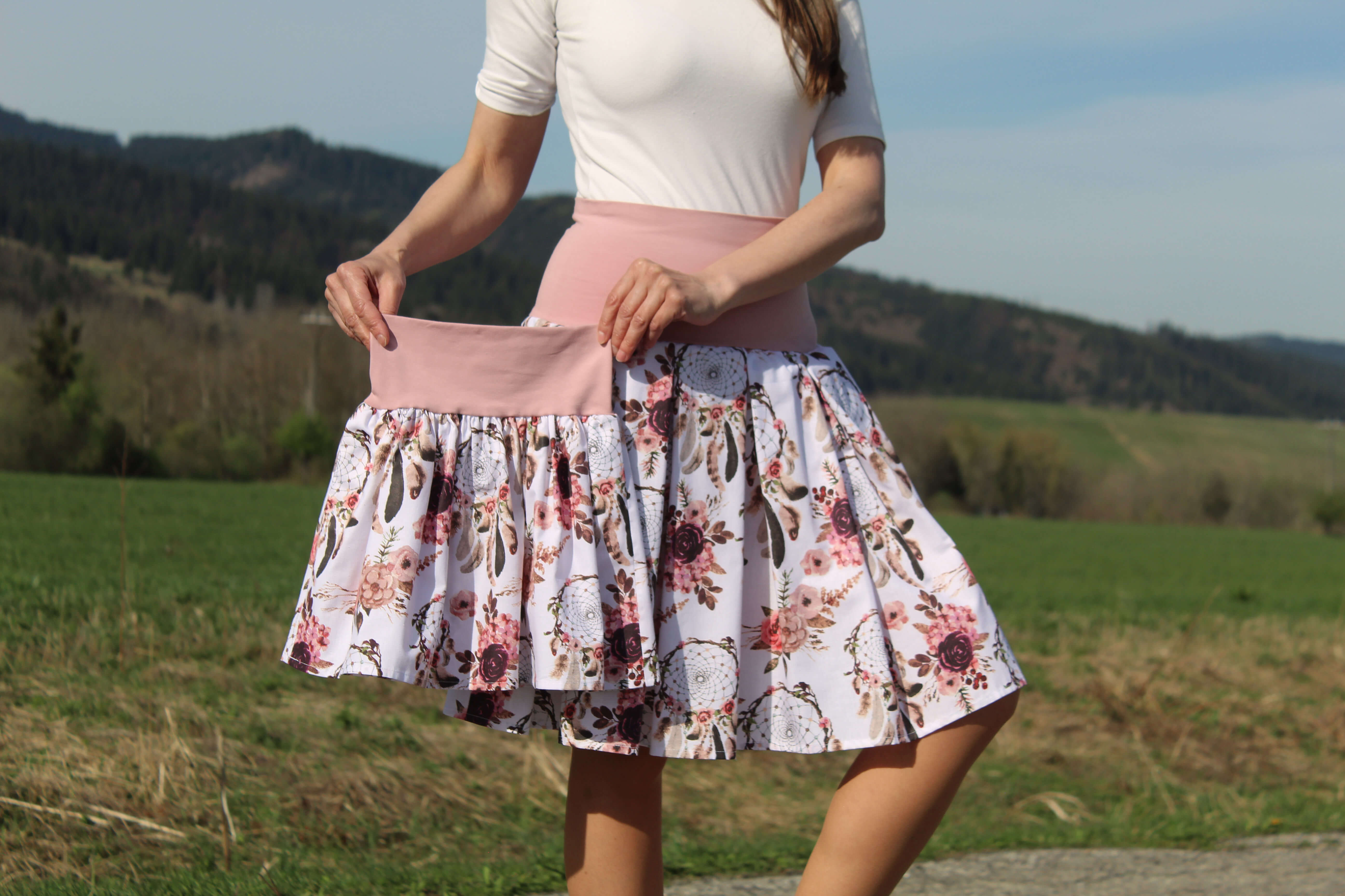 Mama a dcéra bielo-ružová s lapačmi