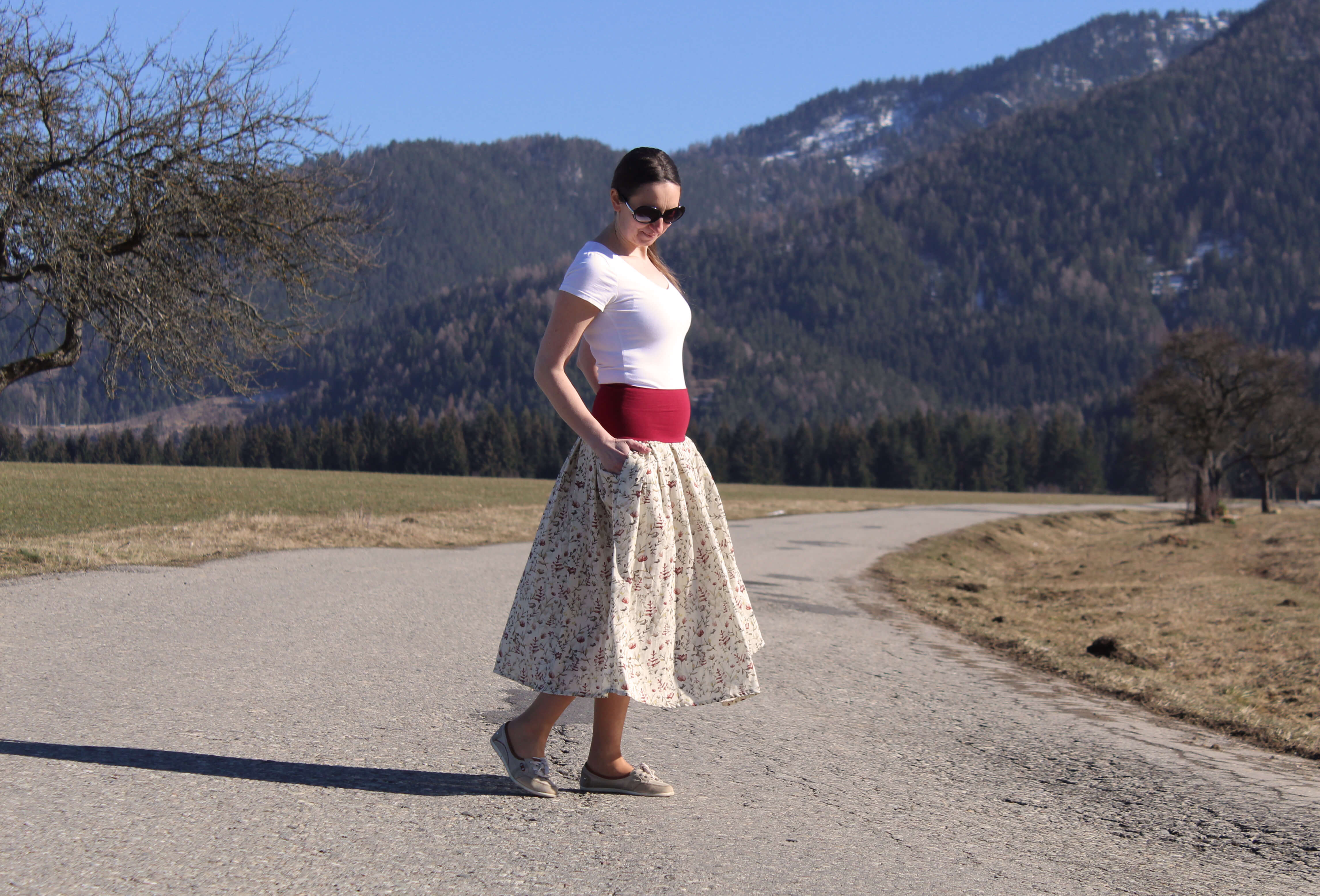 Mušelínová béžovo-vínová sukňa