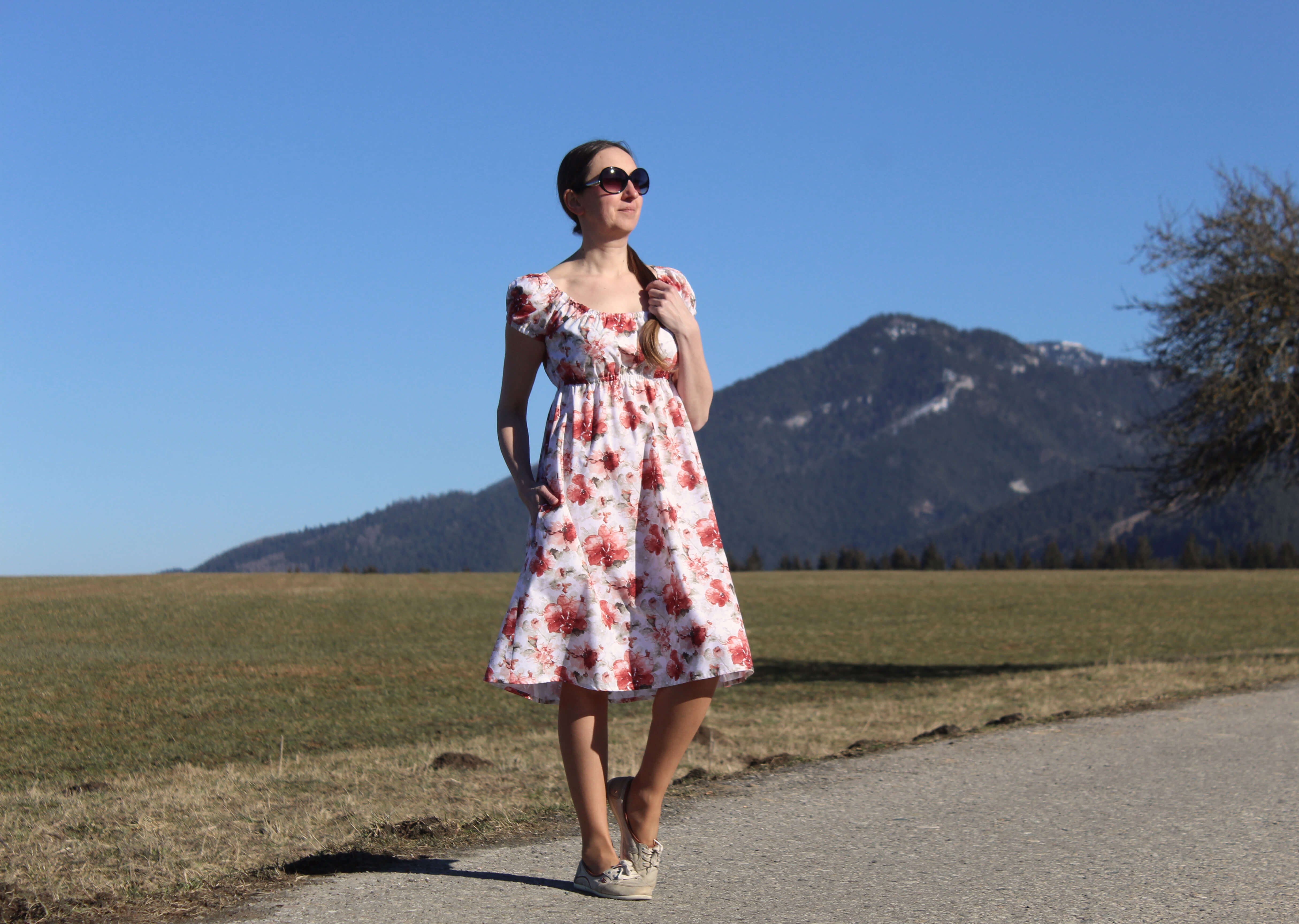 Bavlnené šaty akvarelové kvety