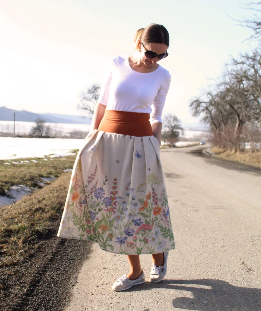 Trojštvrťová sukňa s bylinkami