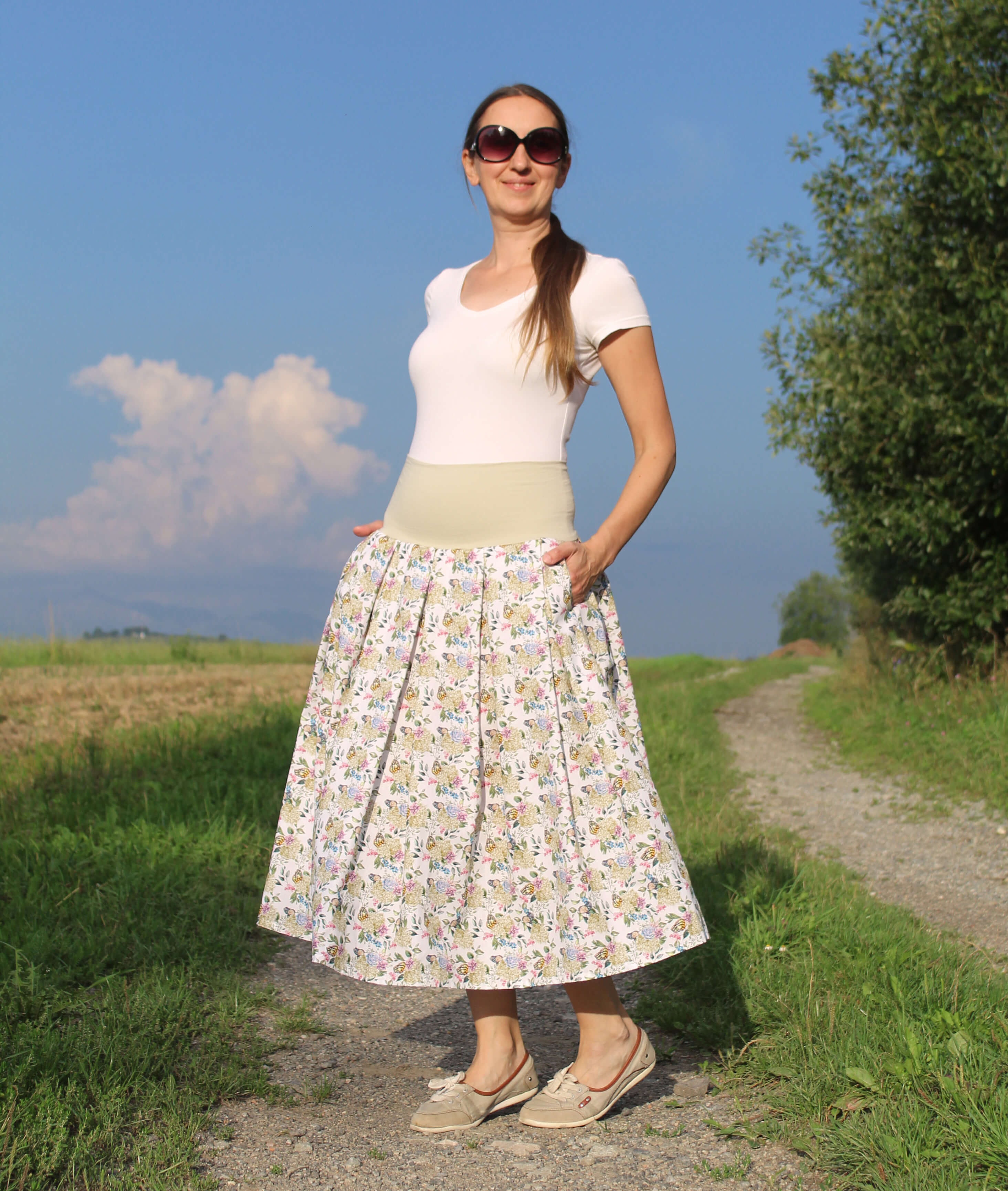 Bavlnená skladaná sukňa hortenzie a motýle