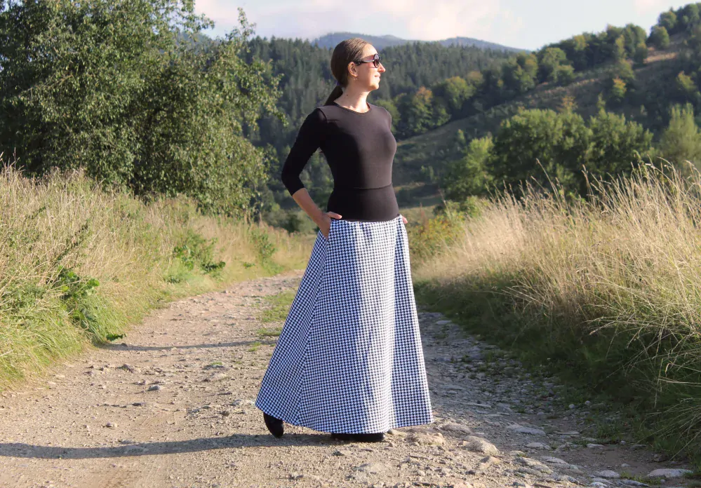 Dlhá sukňa čierno-biele pepitko