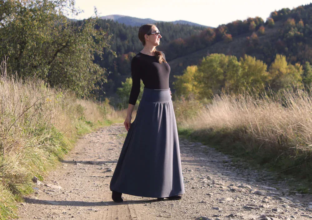 Úpletová sukňa šedá