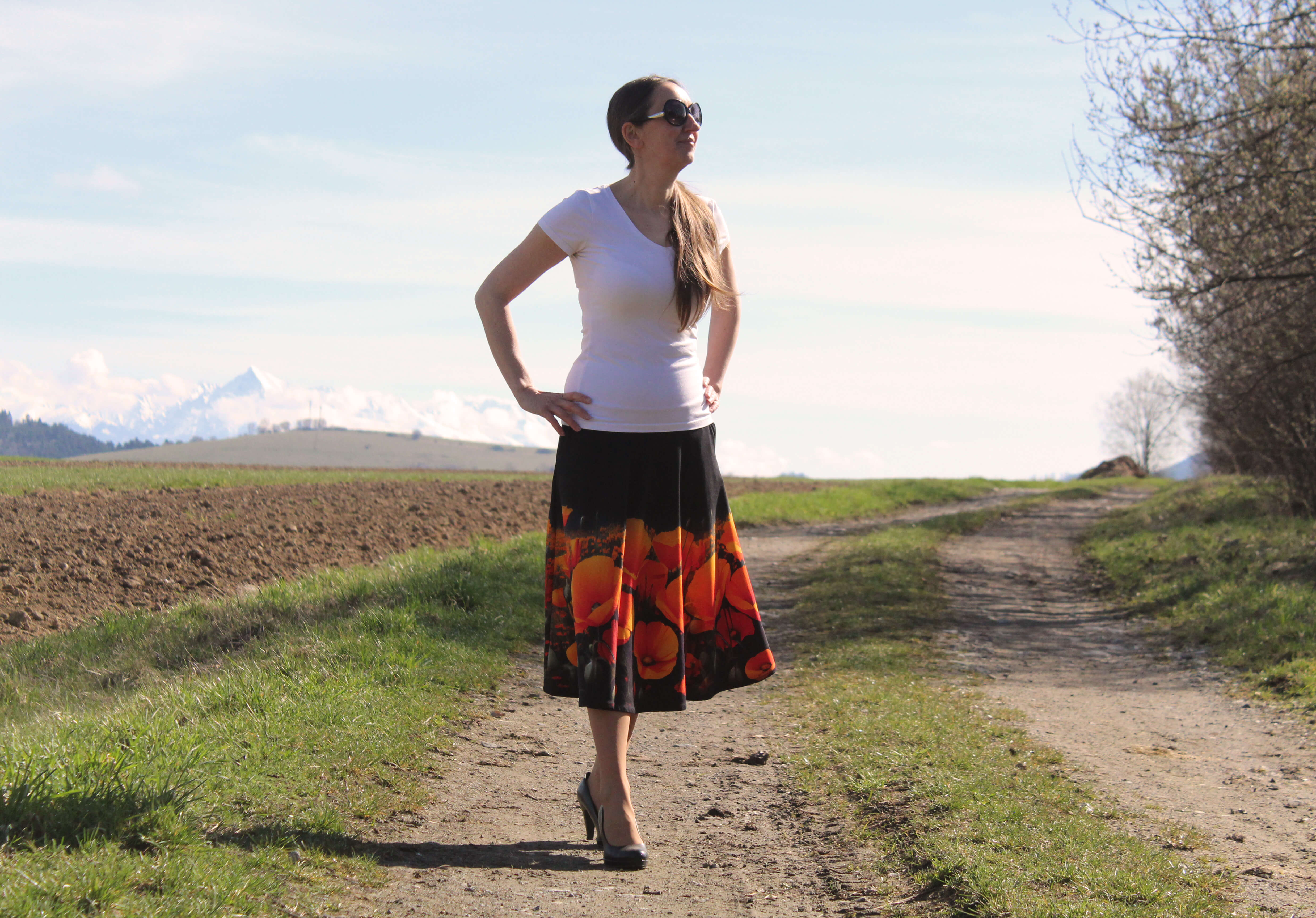 Úpletová sukňa oranžové maky