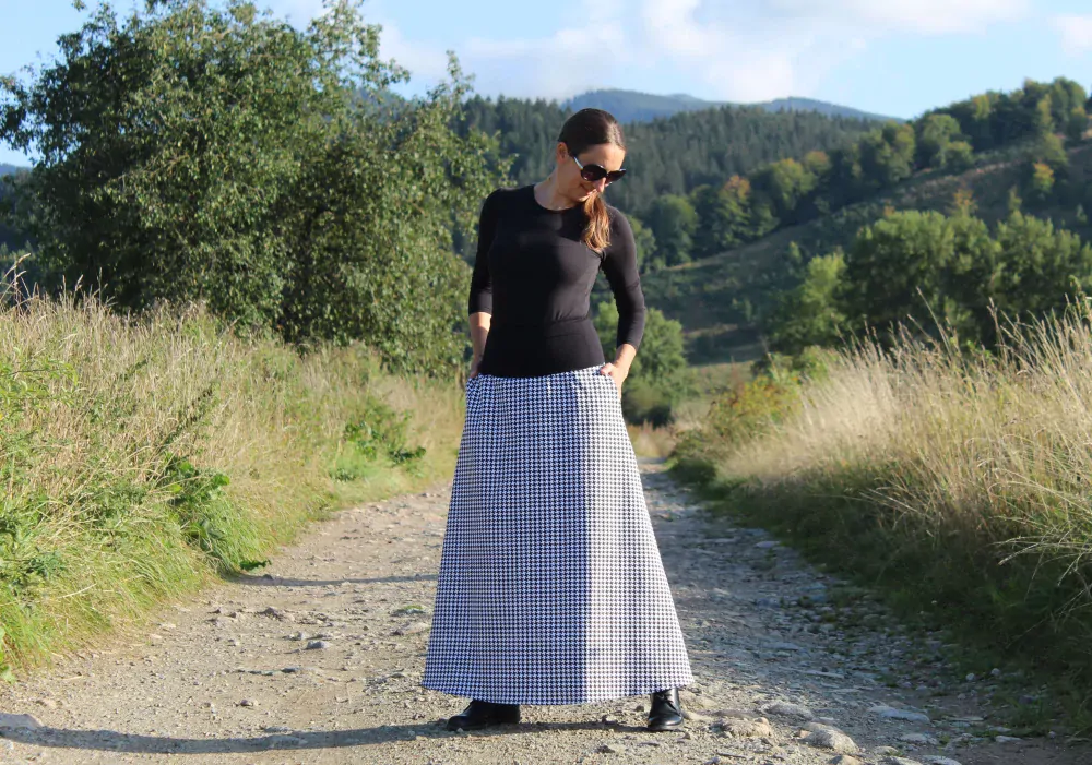 Dlhá sukňa čierno-biele pepitko