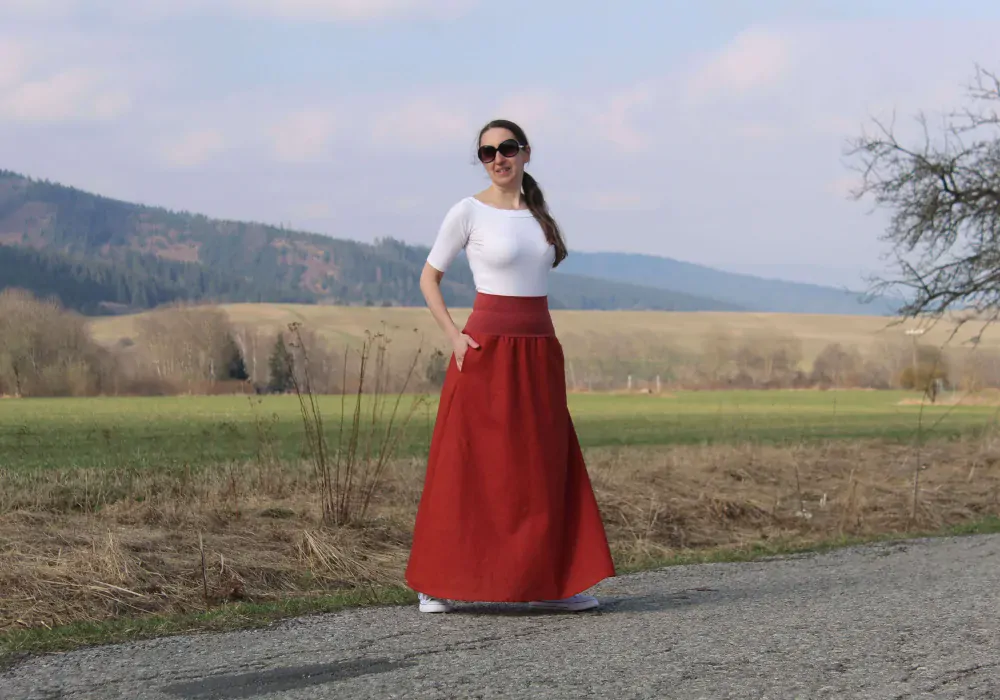 Ľanová sukňa tehlová