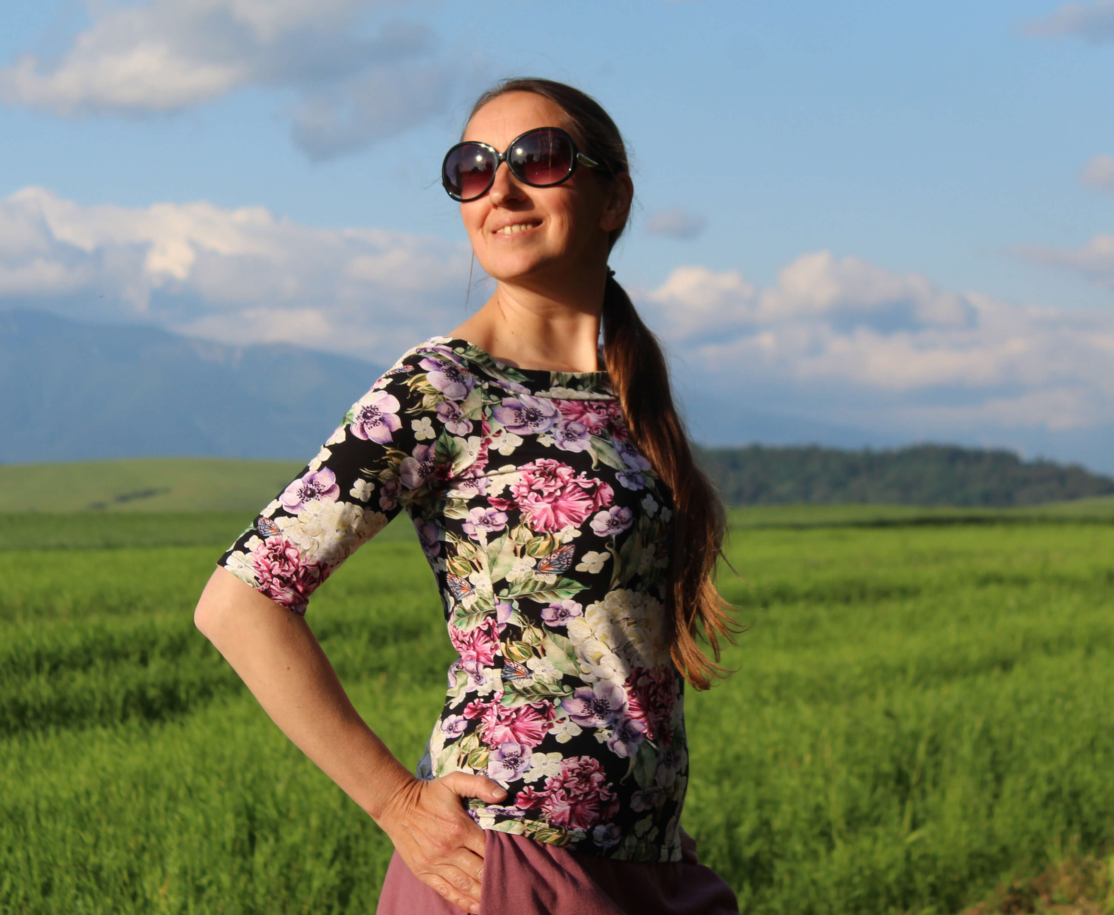 Tričko čierne s hortenziami