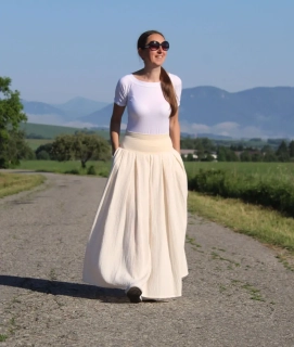 Mušelínová smotanová skladaná sukňa