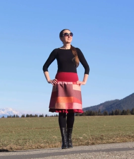 Dvojvrstvová "vínovo-vzorovaná" sukňa