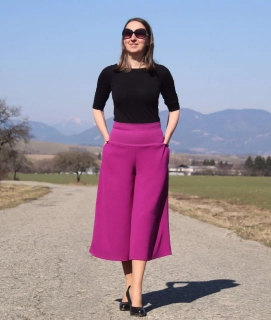 Trojštvťové cyklámenové nohavice