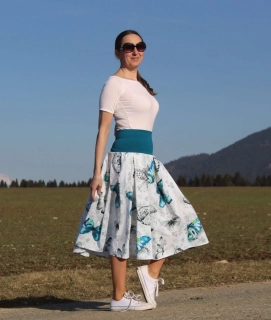 Bavlnená midi sukňa s motýľmi